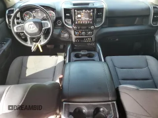 2019 Ram 1500 Big Horn z VIN 1C6RREBT7KN568289, wystawiony jako Copart lot #57787245 z przebiegiem 131 599 mil mil oraz Szkoda całkowita • Salvage title. Historia ofert i sprzedaży dostępna na DreamBid. Obrazek 8.