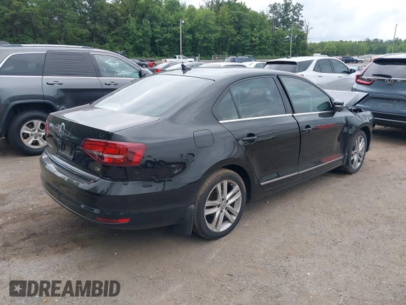 2017 Volkswagen Jetta SEL z VIN 3VWL17AJ1HM406515, wystawiony jako IAAI lot #42660560 z przebiegiem 88 253 mil mil oraz . Historia ofert i sprzedaży dostępna na DreamBid. Obrazek 4.