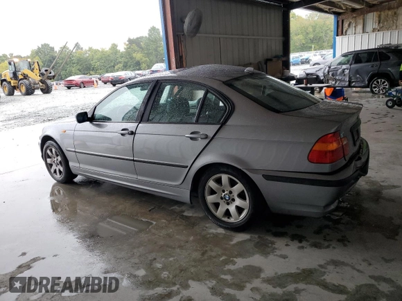 2004 BMW 3 Series 325i with VIN WBAET37484NJ81412, listed as a Copart auction lot 71648434 with Not Provided miles and Salvage Title. Bid and sale history available at carsss.com. Image 2.