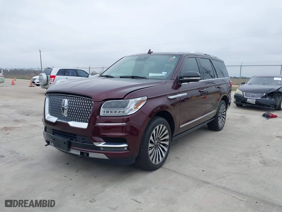 2021 Lincoln Navigator Reserve with VIN 5LMJJ2LT2MEL17430, listed as a IAAI auction lot 41623672 with 21,706 mi miles. Bid and sale history available at carsss.com. Image 2.
