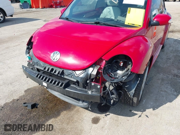2010 Volkswagen Beetle with VIN 3VWRG3AL0AM003425, listed as a IAAI auction lot 41981907 with 75,369 mi miles and . Bid and sale history available at DreamBid. Image 6.
