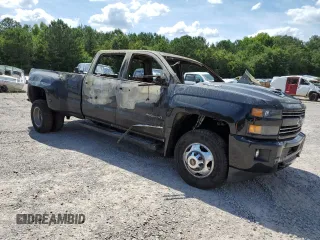 2019 Chevrolet Silverado 3500HD LTZ with VIN 1GC4KXEY4KF157095, listed as a Copart auction lot 59704654 with 0 mi miles and Salvage Title. Bid and sale history available at carsss.com. Image 4.