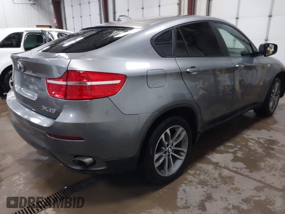 2008 BMW X6 z VIN 5UXFG43598LJ35216, wystawiony jako IAAI lot #42012778 z przebiegiem 152 919 mil mil oraz . Historia ofert i sprzedaży dostępna na DreamBid. Obrazek 4.