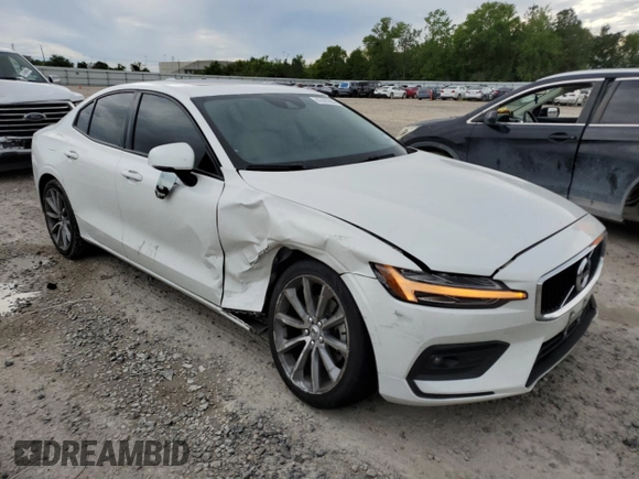 2021 Volvo S60 Momentum with VIN 7JR102FK7MG096815, listed as a Copart auction lot 47497864 with 43,550 mi miles. Bid and sale history available at carsss.com. Image 4.