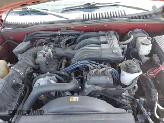 2005 Ford Explorer XLT z VIN 1FMZU73E95UB86676, wystawiony jako IAAI lot #42535013 z przebiegiem 188 108 mil mil oraz . Historia ofert i sprzedaży dostępna na DreamBid. Obrazek 10.