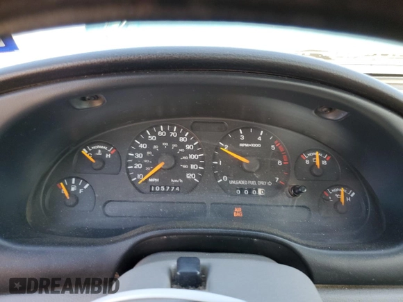 1997 Ford Mustang with VIN 1FALP4043VF174092, listed as a Copart auction lot 86983884 with 105,774 mi miles and Salvage Title. Bid and sale history available at carsss.com. Image 9.