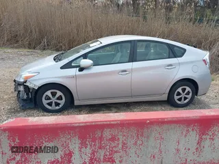 2015 Toyota Prius Four with VIN JTDKN3DU2F0446264, listed as a IAAI auction lot 41836697 with 87,475 mi miles. Bid and sale history available at carsss.com. Image 15.
