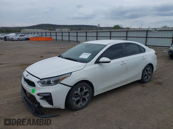 2020 Kia Forte LXS with VIN 3KPF24AD7LE152818, listed as a IAAI auction lot 39011840 with 79,029 mi miles. Bid and sale history available at carsss.com. Image 2.