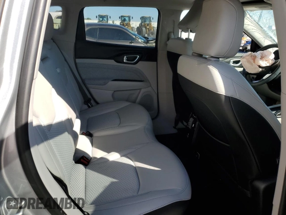 2022 Jeep Compass Latitude with VIN 3C4NJCBB0NT192422, listed as a Copart auction lot 50897005 with 13,342 mi miles and Salvage Title. Bid and sale history available at carsss.com. Image 12.