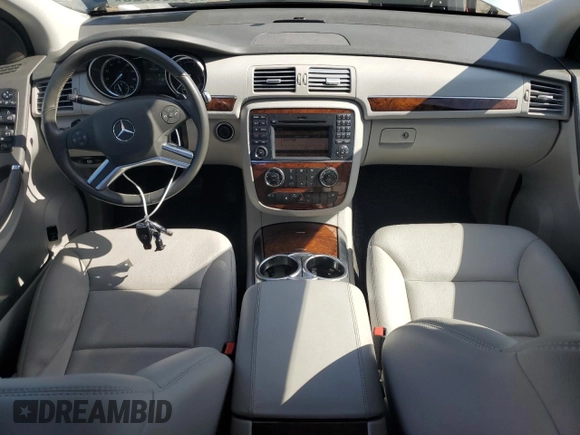 2012 Mercedes-Benz R 350 with VIN 4JGCB2FE8CA146162, listed as a Copart auction lot 48390725 with 85,939 mi miles and Salvage title. Bid and sale history available at DreamBid. Image 8.