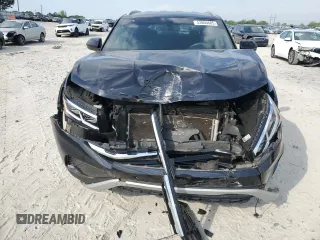 2021 Volkswagen Atlas S with VIN 1V2AC2CA4MC219560, listed as a Copart auction lot 53805685 with 73,140 mi miles and Salvage title. Bid and sale history available at DreamBid. Image 5.