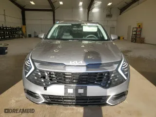 2025 Kia Sportage LX with VIN KNDPU3DF8S7341613, listed as a Copart auction lot 52649215 with 11,272 mi miles and Clean Title. Bid and sale history available at carsss.com. Image 5.