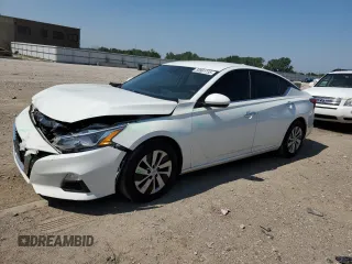 2020 Nissan Altima S with VIN 1N4BL4BV8LC241880, listed as a Copart auction lot 59991135 with 123,624 mi miles and Salvage title. Bid and sale history available at DreamBid. Image 1.