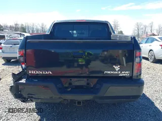 2013 Honda Ridgeline Sport z VIN 5FPYK1F72DB007036, wystawiony jako IAAI lot #41846541 z przebiegiem 133 391 mil mil oraz . Historia ofert i sprzedaży dostępna na DreamBid. Obrazek 16.