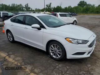 2017 Ford Fusion SE with VIN 3FA6P0H70HR405171, listed as a Copart auction lot 60676645 with 107,739 mi miles and Clean title. Bid and sale history available at DreamBid. Image 4.