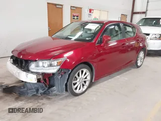 2011 Lexus CT 200h z VIN JTHKD5BH6B2042420, wystawiony jako IAAI lot #41700918 z przebiegiem 131 348 mil mil oraz . Historia ofert i sprzedaży dostępna na DreamBid. Obrazek 20.