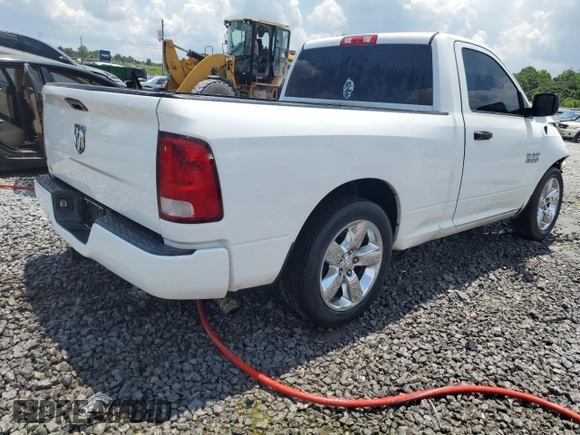 2015 Ram 1500 Tradesman z VIN 3C6JR6AG0FG567376, wystawiony jako Copart lot #61453025 z przebiegiem 220 549 mil mil oraz Szkoda całkowita • Salvage title. Historia ofert i sprzedaży dostępna na DreamBid. Obrazek 3.