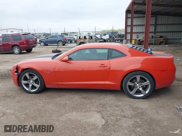 2012 Chevrolet Camaro 1LT z VIN 2G1FB1E36C9205287, wystawiony jako IAAI lot #42076941 z przebiegiem 86 155 mil mil oraz . Historia ofert i sprzedaży dostępna na DreamBid. Obrazek 15.