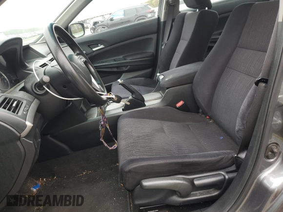2011 Honda Accord LX z VIN 1HGCP2F34BA093416, wystawiony jako Copart lot #56844705 z przebiegiem 117 941 mil mil oraz Szkoda całkowita • Salvage title. Historia ofert i sprzedaży dostępna na DreamBid. Obrazek 7.