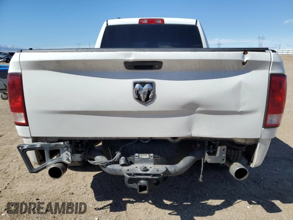 2018 Ram 1500 Express z VIN 1C6RR6FT6JS131898, wystawiony jako Copart lot #46692795 z przebiegiem 200 929 mil mil oraz Szkoda całkowita • Salvage title. Historia ofert i sprzedaży dostępna na DreamBid. Obrazek 6.