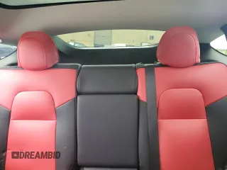 2024 Tesla Model Y z VIN 7SAYGDED4RA331714, wystawiony jako Copart lot #57043915 z przebiegiem Nie podano mil oraz Szkoda całkowita • Salvage title. Historia ofert i sprzedaży dostępna na DreamBid. Obrazek 10.