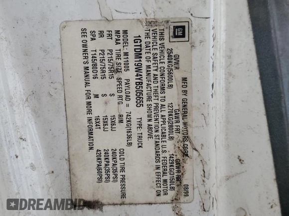 2000 GMC Safari Cargo with VIN 1GTDM19W4YB505655, listed as a Copart auction lot 43853795 with Not Provided miles and Salvage Title. Bid and sale history available at carsss.com. Image 13.