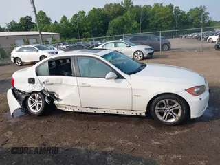 2008 BMW 3 Series 328xi с VIN WBAVC93578K042901, выставлен на аукционе IAAI как лот 42414519 с пробегом 157 959 миль миль и . История ставок и продаж доступна на DreamBid. Изображение 14.