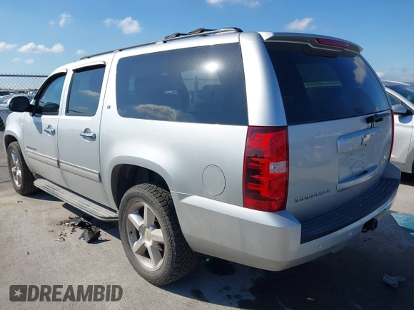 2012 Chevrolet Suburban LT with VIN 1GNSCJE01CR220186, listed as a IAAI auction lot 41476520 with 117,714 mi miles and . Bid and sale history available at DreamBid. Image 3.