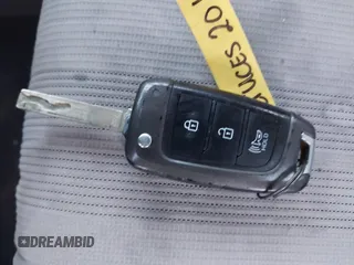 2020 Hyundai Venue SEL with VIN KMHRC8A31LU018571, listed as a IAAI auction lot 41711399 with 40,259 mi miles and . Bid and sale history available at DreamBid. Image 11.