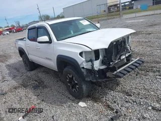 2018 Toyota Tacoma SR with VIN 3TMCZ5AN2JM171647, listed as a IAAI auction lot 41784540 with 149,645 mi miles. Bid and sale history available at carsss.com. Image 1.