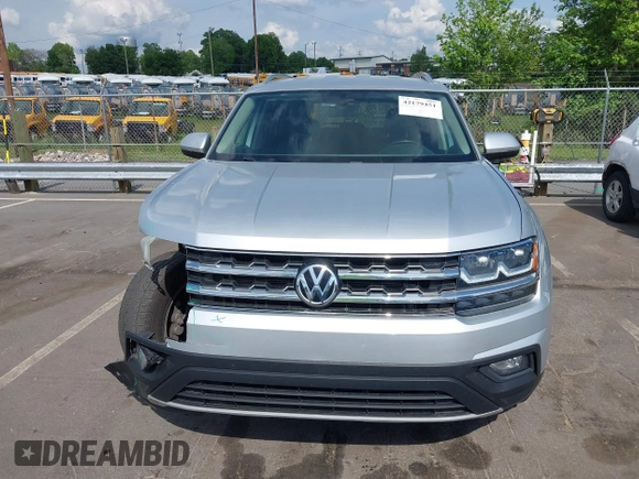 2018 Volkswagen Atlas SE with VIN 1V2CR2CA9JC535166, listed as a IAAI auction lot 42179451 with 146,625 mi miles and . Bid and sale history available at DreamBid. Image 13.