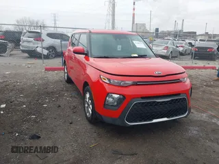 2020 Kia Soul S with VIN KNDJ23AU0L7731797, listed as a IAAI auction lot 41509315 with 110,390 mi miles. Bid and sale history available at carsss.com. Image 1.
