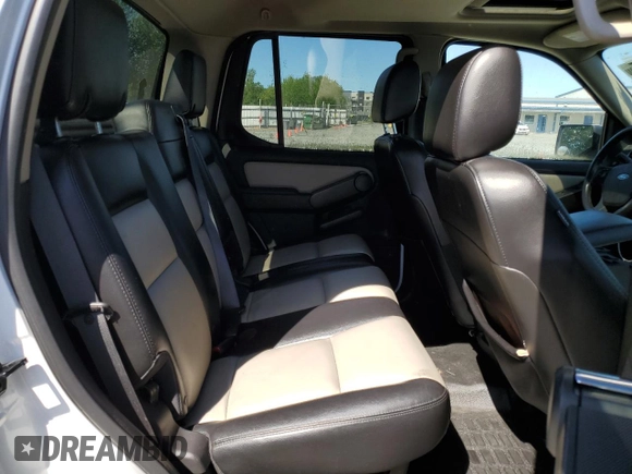 2007 Ford Explorer Sport Trac Limited z VIN 1FMEU53K97UA04227, wystawiony jako Copart lot #58942225 z przebiegiem 178 428 mil mil oraz Czysty tytuł • Clean title. Historia ofert i sprzedaży dostępna na DreamBid. Obrazek 10.