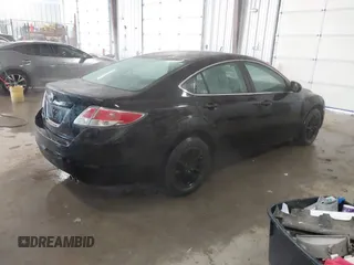 2013 Mazda 6 i Sport with VIN 1YVHZ8BH4D5M16470, listed as a IAAI auction lot 41594785 with 184,977 mi miles. Bid and sale history available at carsss.com. Image 4.