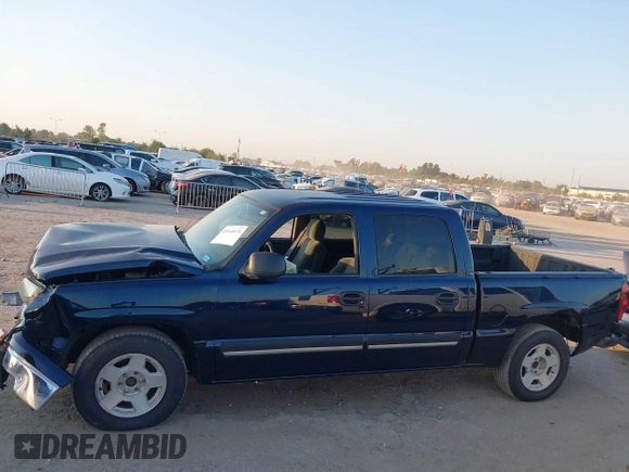 2006 Chevrolet Silverado 1500 LT1 with VIN 2GCEC13T961184361, listed as a IAAI auction lot 40544079 with 152,774 mi miles. Bid and sale history available at carsss.com. Image 14.