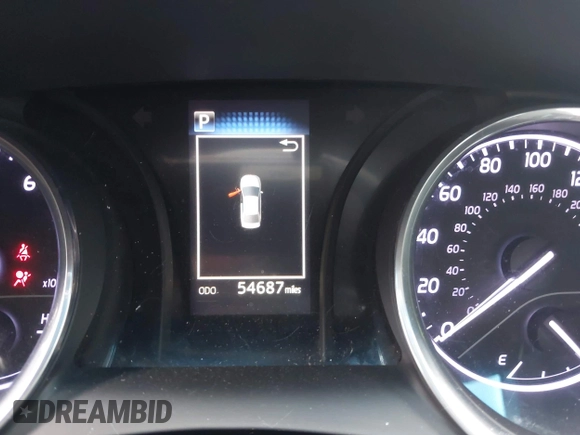 2018 Toyota Camry LE z VIN 4T1B11HK8JU649942, wystawiony jako IAAI lot #42194030 z przebiegiem 54 687 mil mil oraz . Historia ofert i sprzedaży dostępna na DreamBid. Obrazek 15.