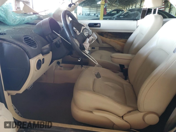 2007 Volkswagen Beetle with VIN 3VWSG31Y47M420763, listed as a Copart auction lot 61287725 with 55,238 mi miles and Salvage title. Bid and sale history available at DreamBid. Image 7.