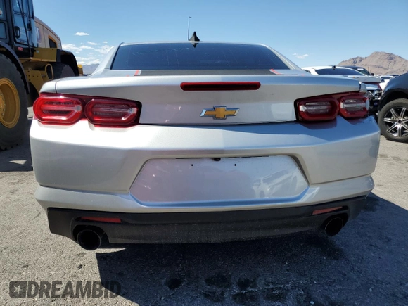2019 Chevrolet Camaro 1LT z VIN 1G1FB1RX5K0134363, wystawiony jako Copart lot #56253715 z przebiegiem 83 194 mil mil oraz Szkoda całkowita • Salvage title. Historia ofert i sprzedaży dostępna na DreamBid. Obrazek 6.