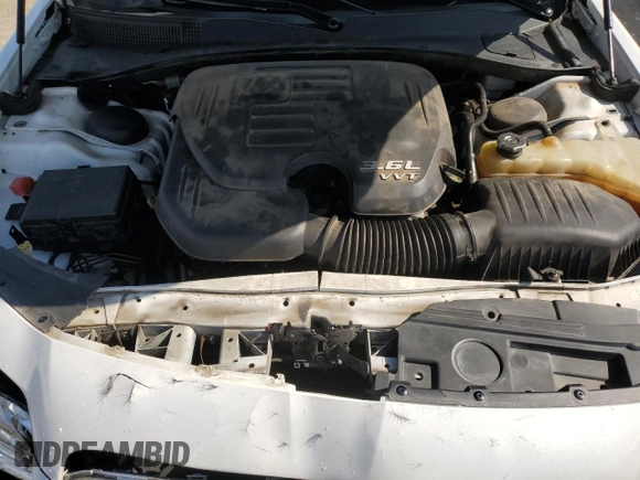 2015 Chrysler 300 Limited with VIN 2C3CCAAG0FH743692, listed as a Copart auction lot 72279754 with 170,030 mi miles and Salvage Title. Bid and sale history available at DreamBid. Image 11.