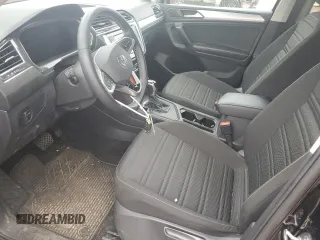 2023 Volkswagen Tiguan S z VIN 3VVRB7AX5PM038208, wystawiony jako Copart lot #44760825 z przebiegiem 33 661 mil mil oraz Szkoda całkowita • Salvage title. Historia ofert i sprzedaży dostępna na DreamBid. Obrazek 7.