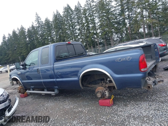 2005 Ford Super Duty F-250 XL with VIN 1FTSX21545ED39073, listed as a IAAI auction lot 41881452 with 117,709 mi miles. Bid and sale history available at carsss.com. Image 15.
