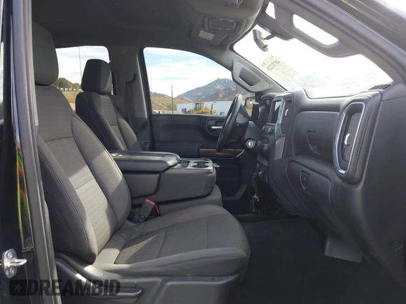 2020 Chevrolet Silverado 1500 LT with VIN 1GCUYDEDXLZ221344, listed as a IAAI auction lot 40731228 with 101,218 mi miles and . Bid and sale history available at DreamBid. Image 5.