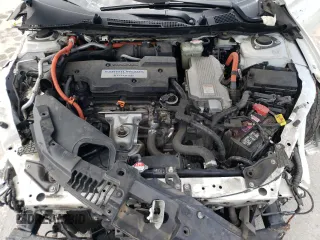 2017 Honda Accord Touring with VIN JHMCR6F7XHC018105, listed as a Copart auction lot 58632345 with 116,930 mi miles and Salvage title. Bid and sale history available at DreamBid. Image 11.