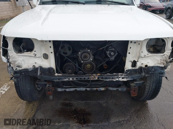 1997 Toyota 4Runner SR5 с VIN JT3GN86R1V0024288, выставлен на аукционе IAAI как лот 41788296 с пробегом 275 697 миль миль и . История ставок и продаж доступна на DreamBid. Изображение 19.