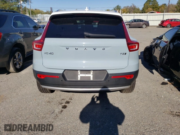 2019 Volvo XC40 Momentum z VIN YV4162XZ0K2004248, wystawiony jako Copart lot #67980802 z przebiegiem 69 296 mil mil oraz . Historia ofert i sprzedaży dostępna na DreamBid. Obrazek 6.