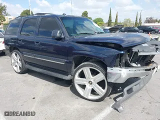 2005 Chevrolet Tahoe Z71 with VIN 1GNEC13T95R192599, listed as a IAAI auction lot 41955397 with 179,292 mi miles. Bid and sale history available at carsss.com. Image 1.