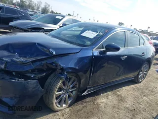 2019 Mazda 3 Select with VIN JM1BPACL4K1113267, listed as a IAAI auction lot 41461542 with 78,442 mi miles and . Bid and sale history available at carsss.com. Image 14.