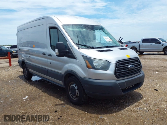 2015 Ford Transit Cargo z VIN 1FTNR2CM9FKB05431, wystawiony jako IAAI lot #42486662 z przebiegiem Nie podano mil oraz . Historia ofert i sprzedaży dostępna na DreamBid. Obrazek 1.