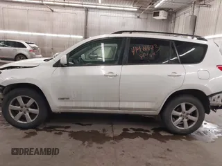 2006 Toyota RAV4 Limited with VIN JTMBK31V165010966, listed as a IAAI auction lot 41461623 with 1 mi miles. Bid and sale history available at carsss.com. Image 15.