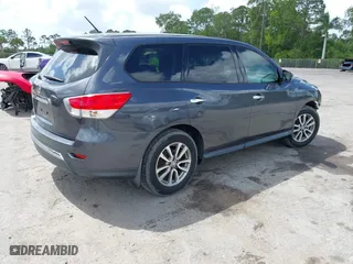 2014 Nissan Pathfinder SV with VIN 5N1AR2MN6EC725132, listed as a IAAI auction lot 41961293 with 159,456 mi miles. Bid and sale history available at carsss.com. Image 4.
